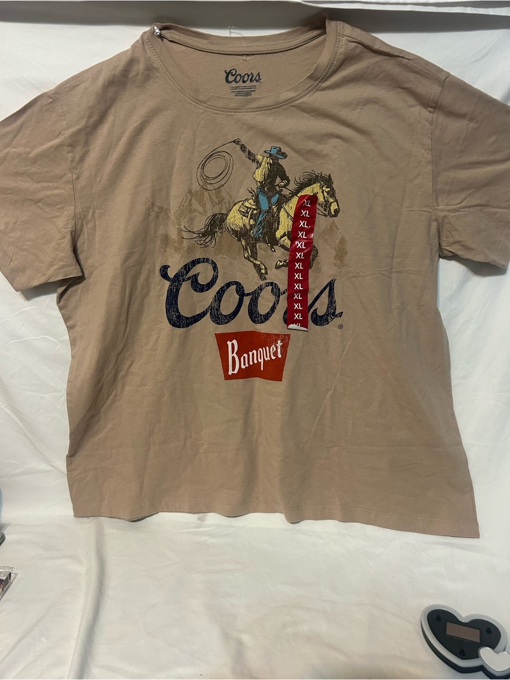 Banquet ' Graphic Tee in Tan